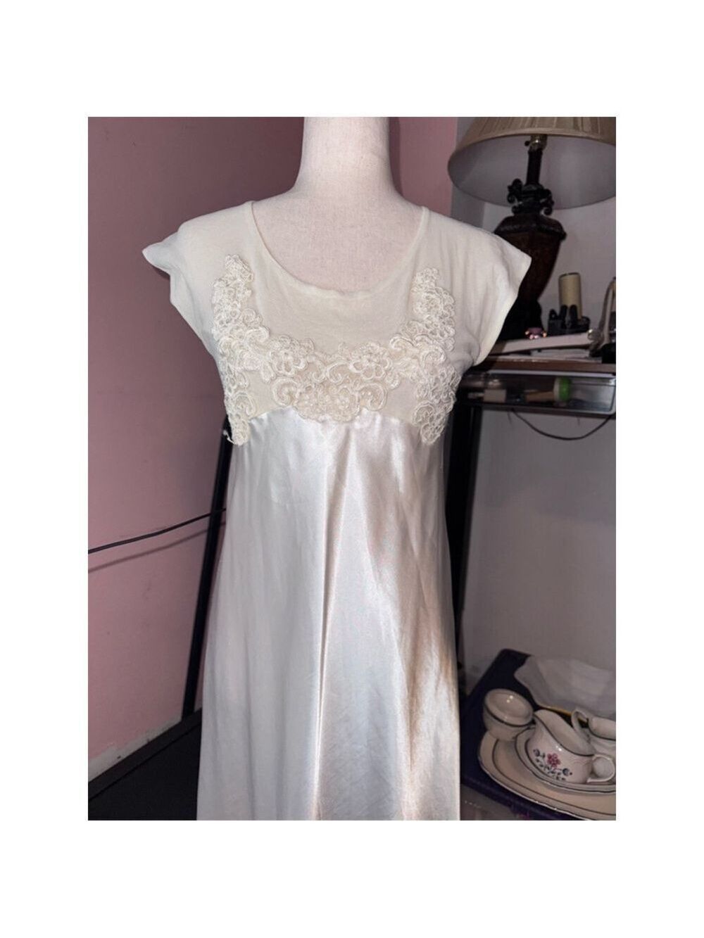 Satin gown cream sz med USA made! Satin bottom top sheer embroidered - Picture 4 of 13